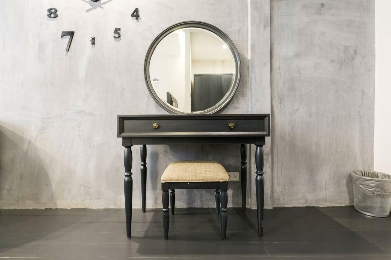 בנגקוק 196 Oldtown Chic Hostel מראה חיצוני תמונה