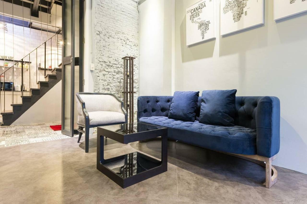 בנגקוק 196 Oldtown Chic Hostel מראה חיצוני תמונה